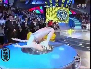 World's Sexy Flexible Girl - Flexible Girl Ultimate Guinness World Records  - video Dailymotion
