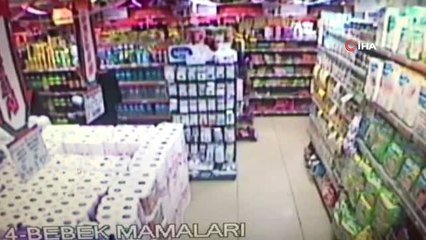 Bahçelievler'de Mama Hırsızları Kameraya Yakalandı
