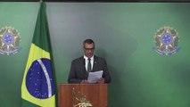 Bolsonaro destituye a ministro en el centro de crisis política