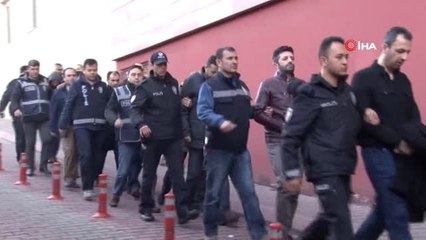 Fetö'den Gözaltına Alınan 13 Kişi Adliyeye Çıkarıldı