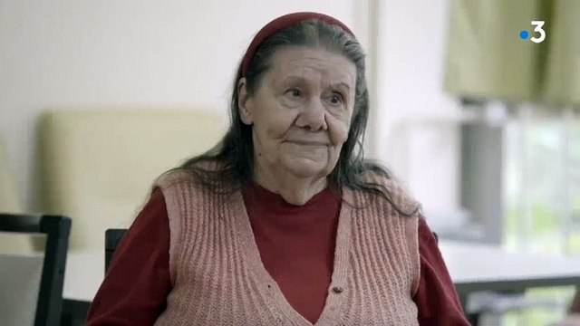 Témoignages bouleversants de malades d'Alzheimer qui confient tout garder pour eux pour ne pas faire souffrir leurs proches - Regardez