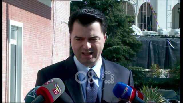 Ora News - Djegia e mandateve, Basha i vendosur: Nuk ka kthim prapa. Të hetohet Rama