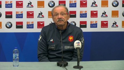 XV De France : Conférence de presse de Jacques Brunel