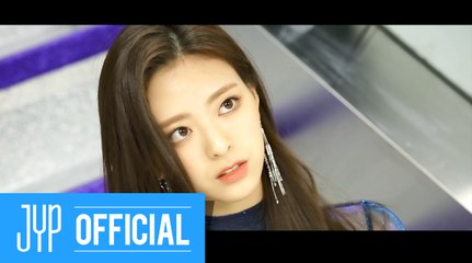 ITZY "달라달라(DALLA DALLA)" : M/V BEHIND #Yuna