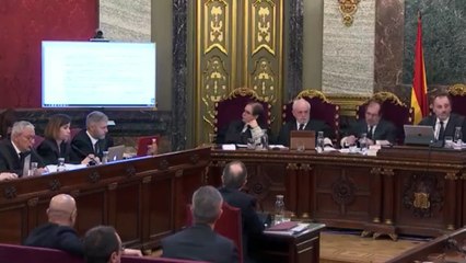 Turull ha d'ajudar el fiscal Jaime Moreno a llegir en català
