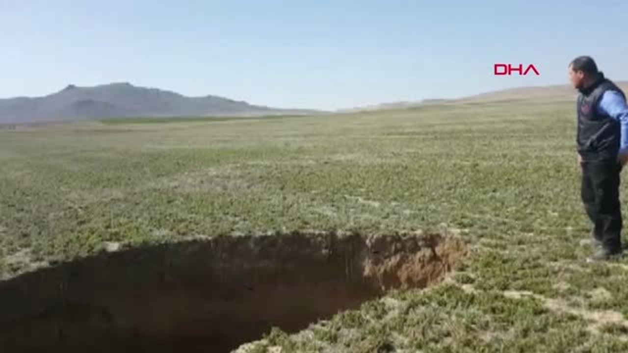 Konya Karapınar'da 2 Yeni Obruk Daha Oluştu