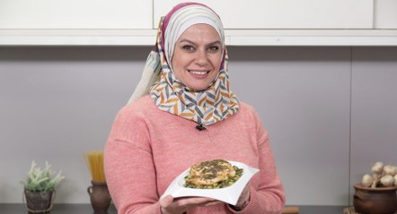 طريقة عمل الدجاج بحبوب الفلفل مع الليمون والسبانخ