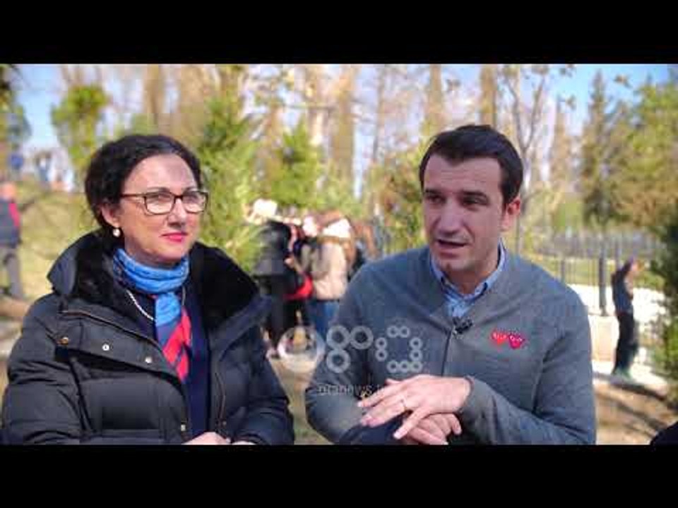 Ora News - “Dhuro pemë për Tiranën”, nxënësit e tre shkollave i bashkohen nismës së bashkisë