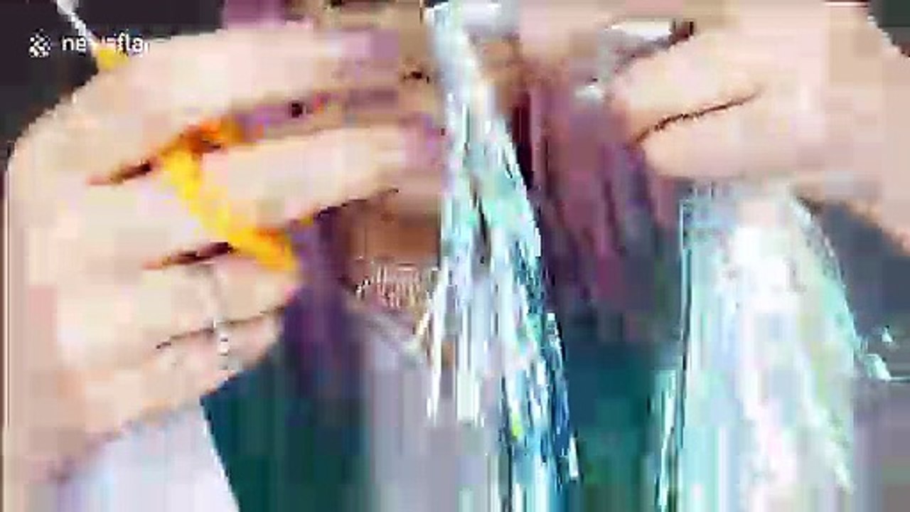 Styling hack shows how to give your hair true shiny streaks