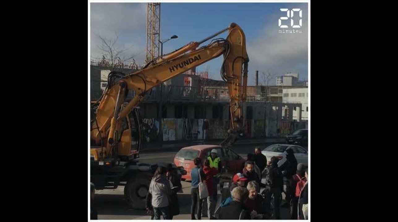 Lille: Manifestation d'opposants au projet de piscine olympique