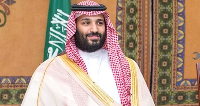 Pakistanlı Senatörler, Prens Selman'a Altından Yapılmış Tüfek Hediye Etti