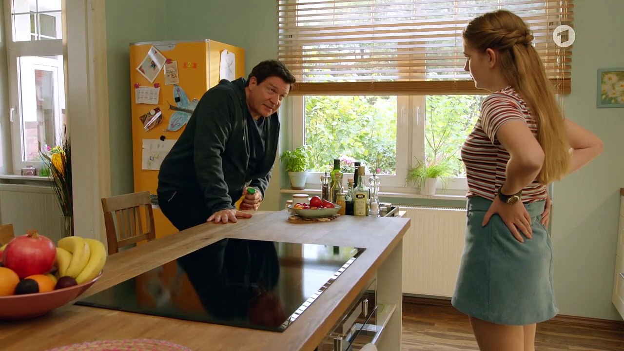 Familie Dr. Kleist (112) - Schweigen ist Blech