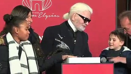 Murió Karl Lagerfeld, el prolífico "Kaiser" de la moda