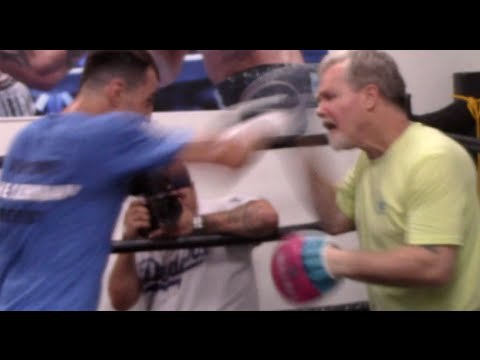 TERENCE CRAWFORD v VIKTOR POSTOL - SPEED! - PAD WORKOUT WITH FREDDIE ROACH & VIKTOR POSTOL