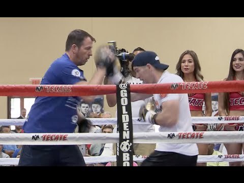 SAUL 'CANELO' ALVAREZ v LIAM SMITH / LIAM SMITH SMASHES THE PADS WITH JOE GALLAGHER - FROM TEXAS!