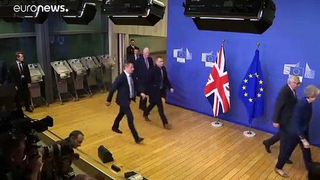 Juncker tra due fuochi: un possibile rinvio della Brexit e le critiche di Orbán