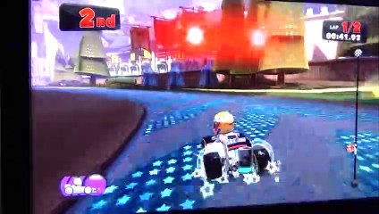 Jugando a F1 Race Stars - 1 Jugador Vandal TV GC 2012