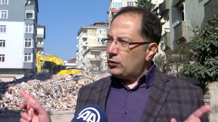 Kartal'da riskli 11 binadaki 159 hane evlerini taşıdı - İSTANBUL