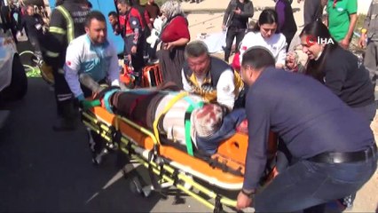 Tarım işçilerini taşıyan midibüs devrildi: 4 ölü, 22 yaralı