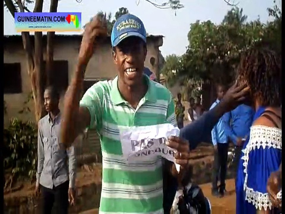 Gaz lacrymogène et interpellation des enseignants contractuels qui manifestaient ce lundi