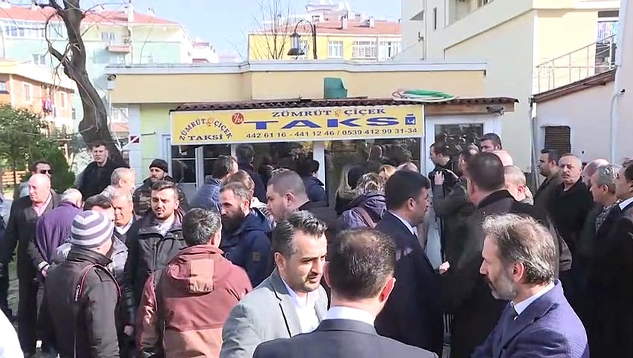 Binali Yıldırım'ın seçim çalışmaları - Taksi durağı ziyareti - İSTANBUL