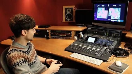 Chime Super Deluxe - Tráiler