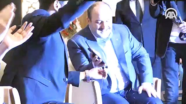 Varank'ın gençlerle buluşmasına Cumhurbaşkanı Erdoğan telefonla bağlandı