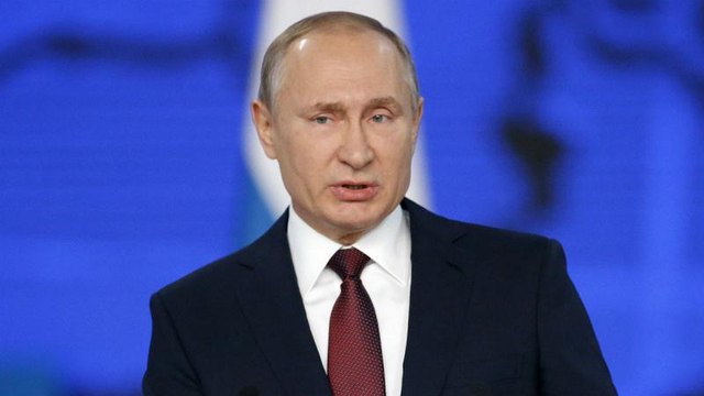 Poutine souffle le chaud et le froid avec l'Europe et les Etats-Unis