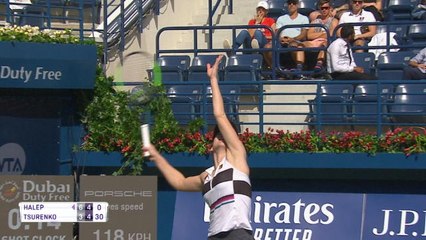 Dubaï - Halep bat Tsurenko et file en quarts