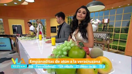 ¡Empanaditas de atún a la veracruzana! Para no extrañar tanto el clima playero, preparamos este rico platillo.