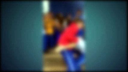 Vídeos de brigas entre estudantes deixam mãe preocupada