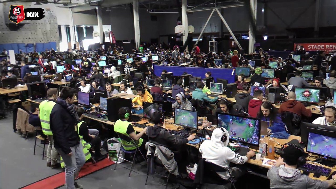 Inside. AkiroFifa en démonstration à l'INSALAN XIV