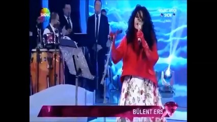 ÜNLÜLERİN UNUTULMAZ CANLI YAYIN KAZALARI