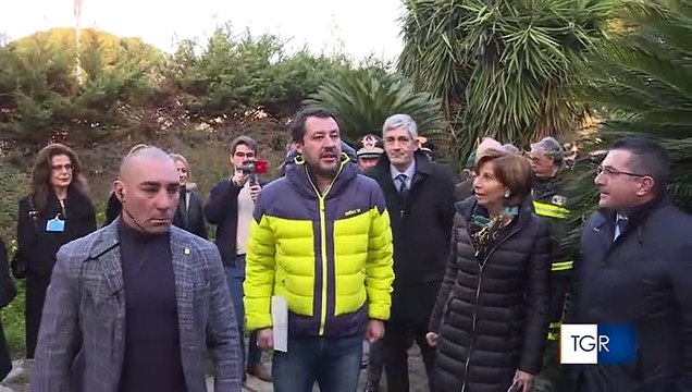 Casa confiscata a Bari, Decaro contro Salvini: non può venderla, appartiene a noi. Idea folle