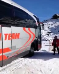 kayak takımları ile kaş yaparken göz çıkarmak