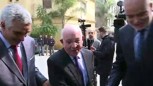 اجتماع للمعارضة الجزائرية دون اعلان مرشح واحد للانتخابات الرئاسية