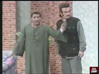 نجاح الموجي يسخر من المطربين الشباب ضحك متواصل