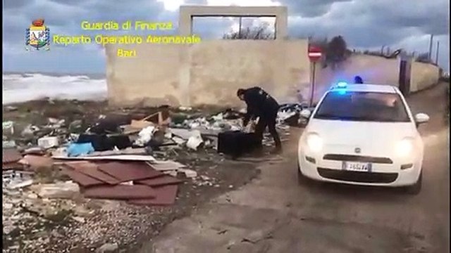Puglia: scoperte 32 discariche abusive con sversamenti nei terreni