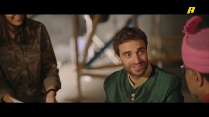 سائق فريق ماهيندرا جيرون دا مبروزيو يتحول إلى ممثل وراقص في بوليوود