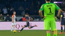 Di Maria's superb free-kick gives PSG lead