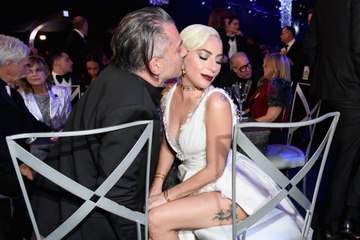 Lady Gaga vient de rompre ses fiançailles