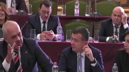 DETAJE NGA MBLEDHJA E GRUPIT TË PS, RAMA LULZIMI PO LUAN BLOFIN