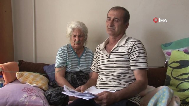 Felçli Annesi İçin İşini Bırakmak Zorunda Kalan Yaşlı Adam Annesine Vefası