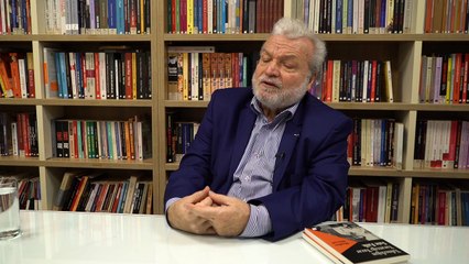 Nedim Gürsel: Sayın cumhurbaşkanımıza "Günaydın mösyö" demek isterim