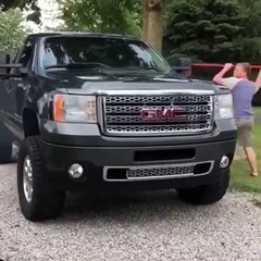 VÍDEO: Que alguien nos explique qué pasa aquí