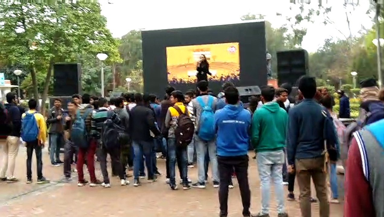 At DU - The lady asks how many of you like cric...