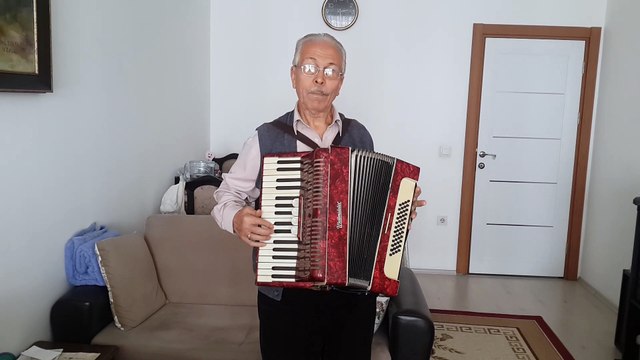 Mustafa Uzelli & Aşşahtan Gelirem