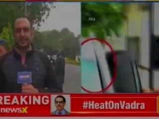 Robert Vadra Questioned at Enforcement Directorate Office | Priyanka Gandhi, Robert vadra, Rahul Gandhi | NEWSX