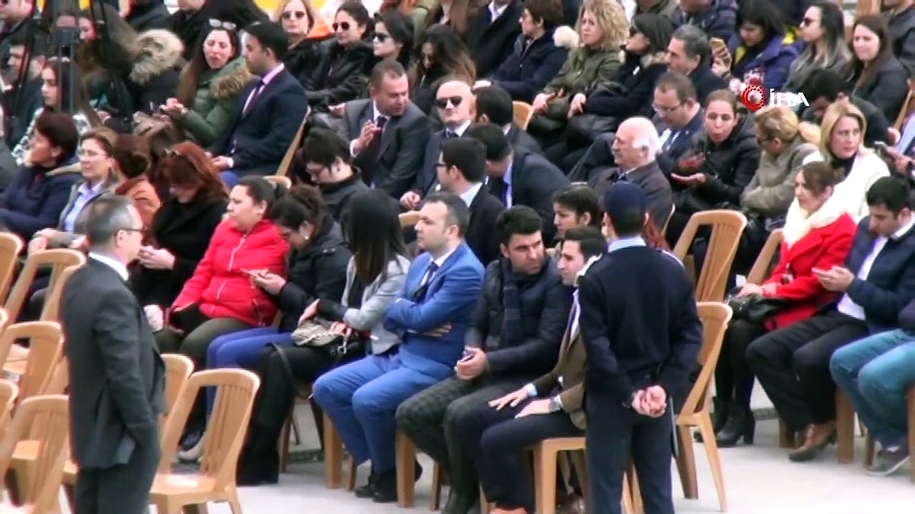 İlk güneş enerjili otogarı açıldı