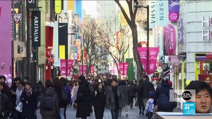 Changing beauty standards: South Korean women challenge pressure to conform